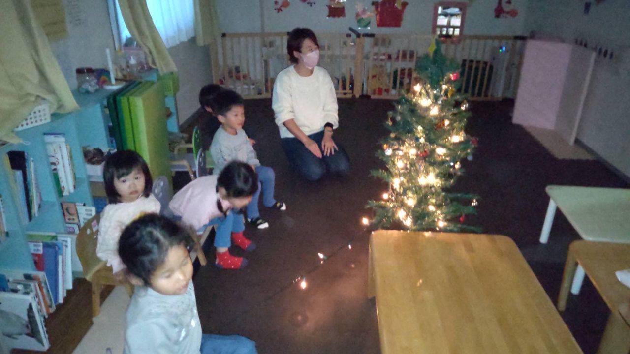 クリスマスツリー点灯 | 西東京の保育園Manamana保育室